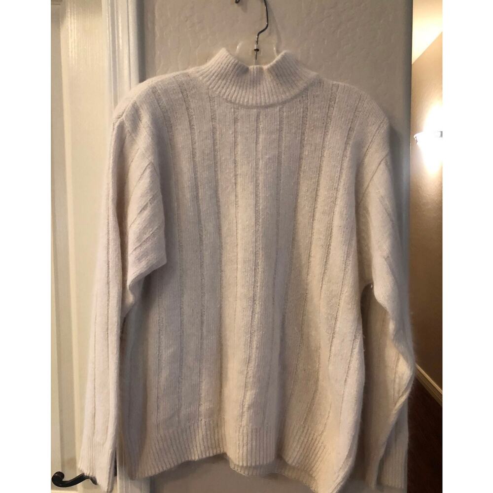 Karen Scott silk/fur blend sweater size L